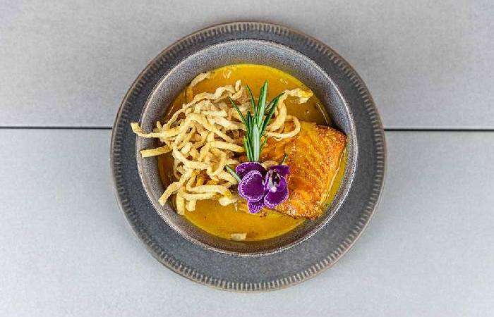 Khao Soi Salmon